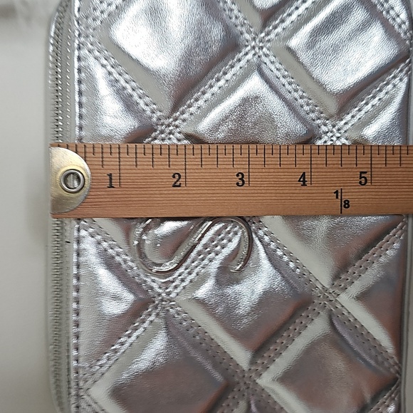 5/25 ❤️ Steve Madden Silver Metallic Crossbody Bag New without tags - Picture 3 of 7